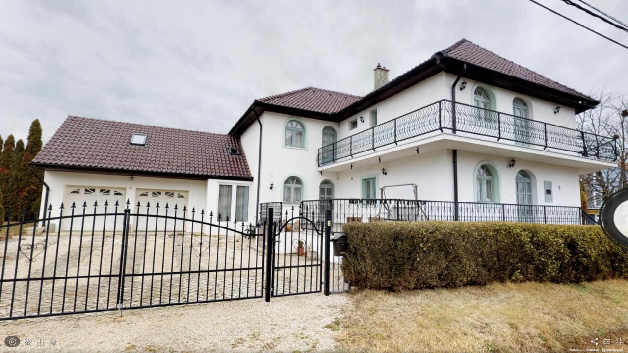 White House Zalakaros 호텔 외부 사진